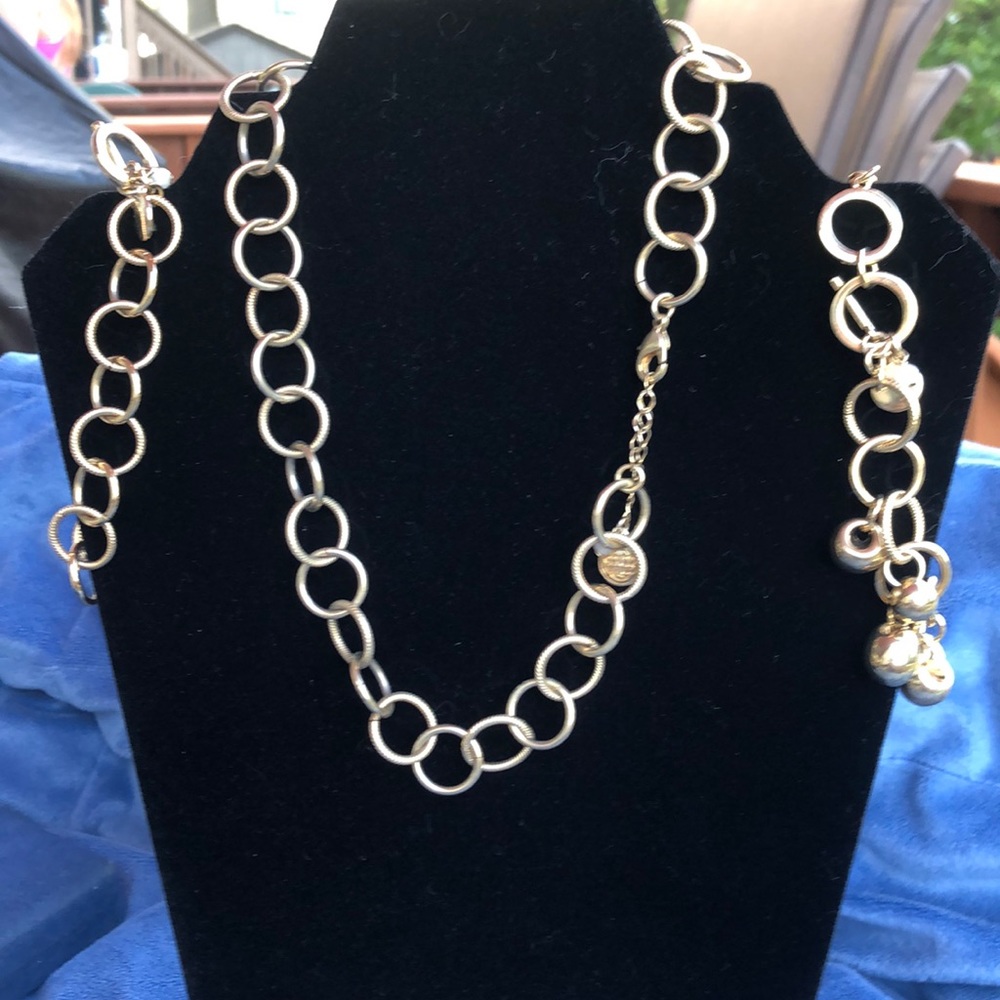 Vintage Liz toggle bracelets and necklace gold